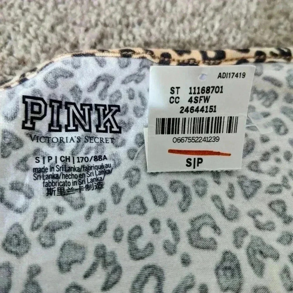 PINK Victoria's‎ Secret Leopard Print Long Sleeve V-Neck Bodysuit NWT - Picture 4 of 6